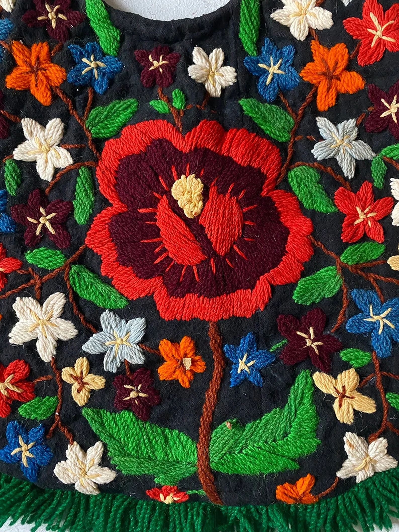 1970's Embroidered Floral Handbag