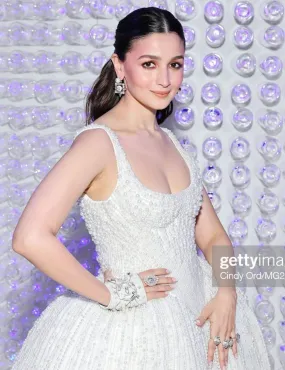 Alia Bhatt Wearing OH V Jewelled Leather Glovelettes