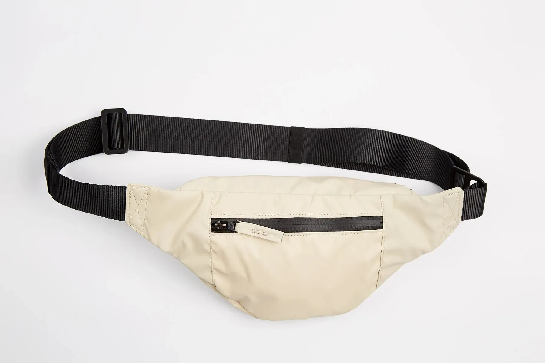 belt bag - net bag - sand