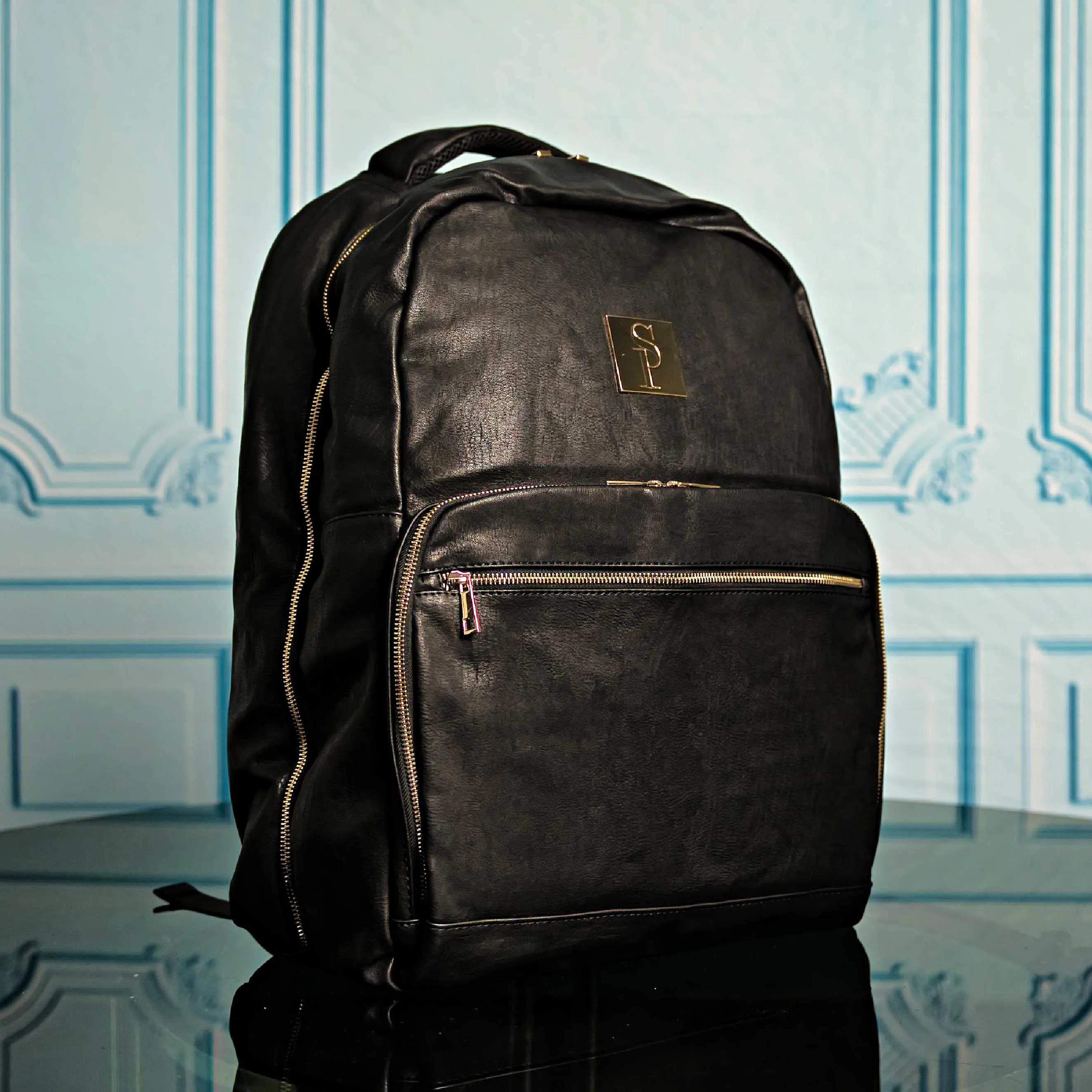 Black Leather Daily Commuter Bag