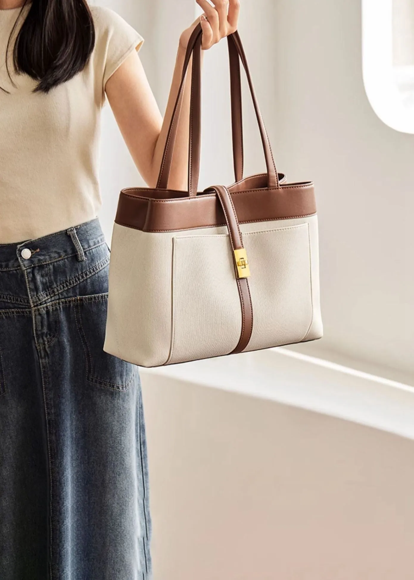 Colorblock Leather Belted Buckle Tote Bag