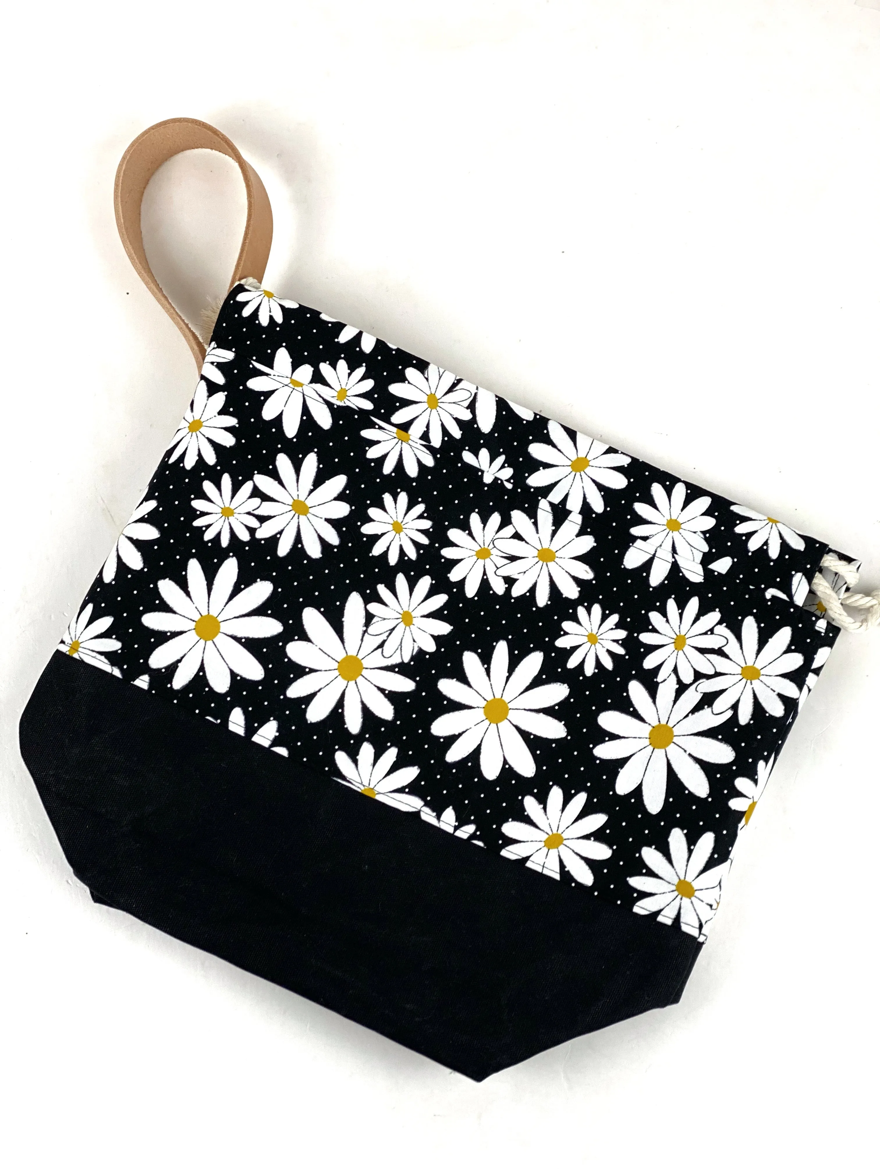 Daisies on Black Project Bag, Project Bag for Knitters, Knitting Bag, Black Floral Bag