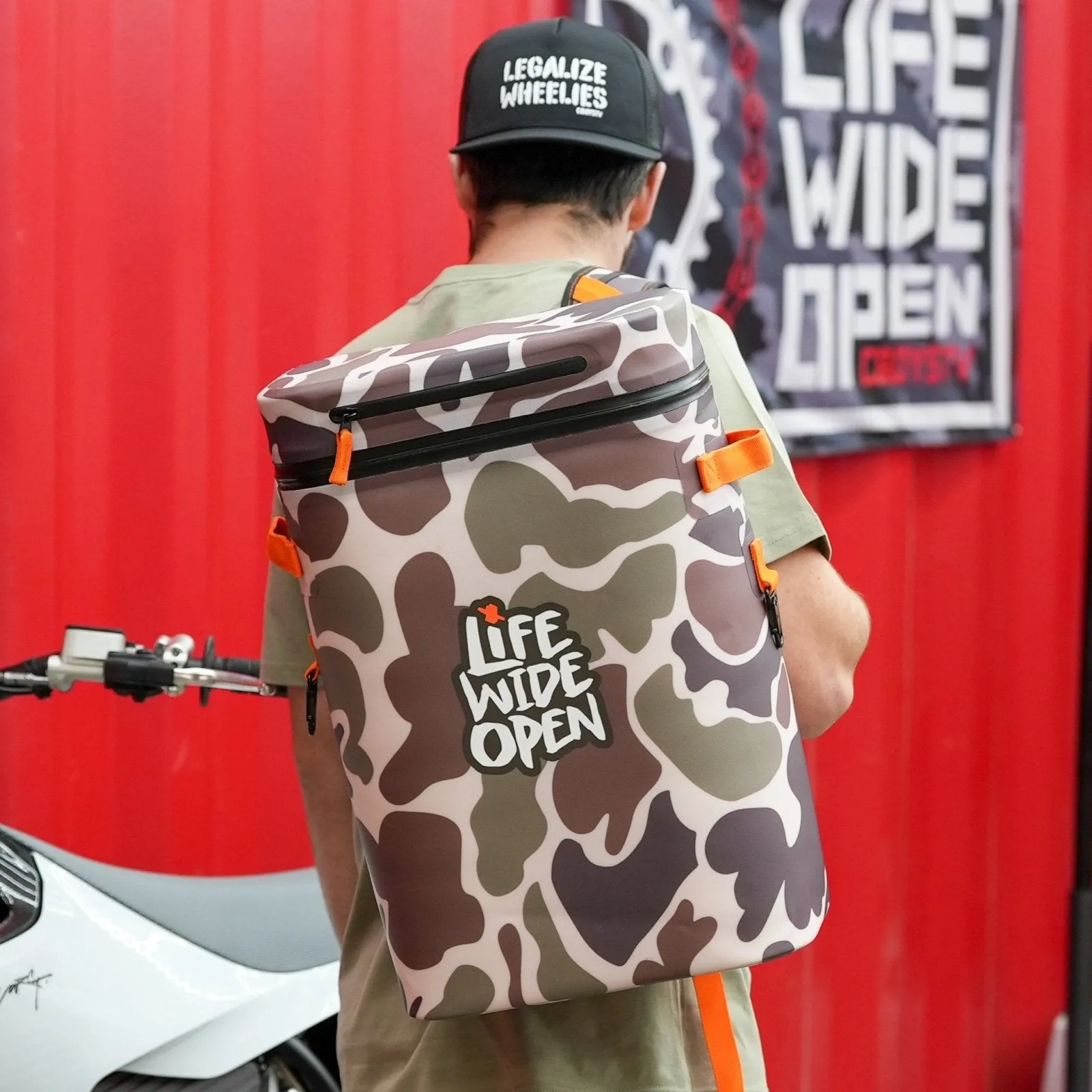 Duck Camo LWO Cooler Backpack