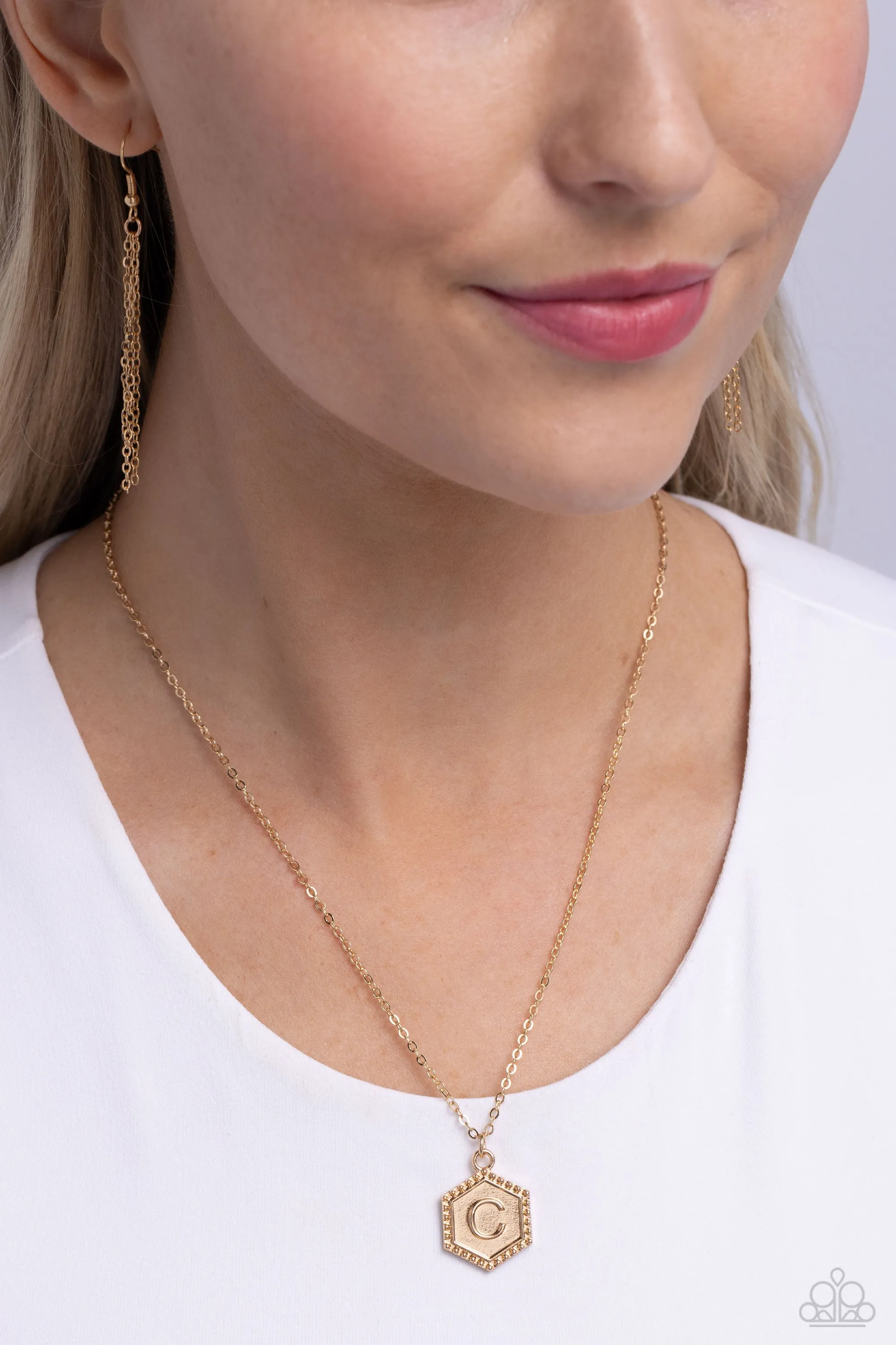 Emblematic Elegance - Gold - C Necklace