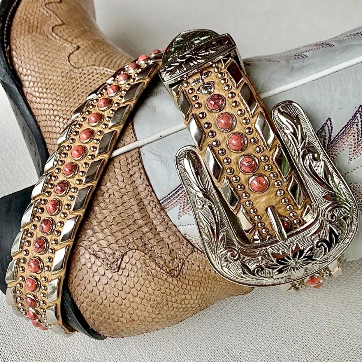 KIPPYS Tan Brown Leather Belt Coral Stones Silver Studded Cowgirl Western Belt