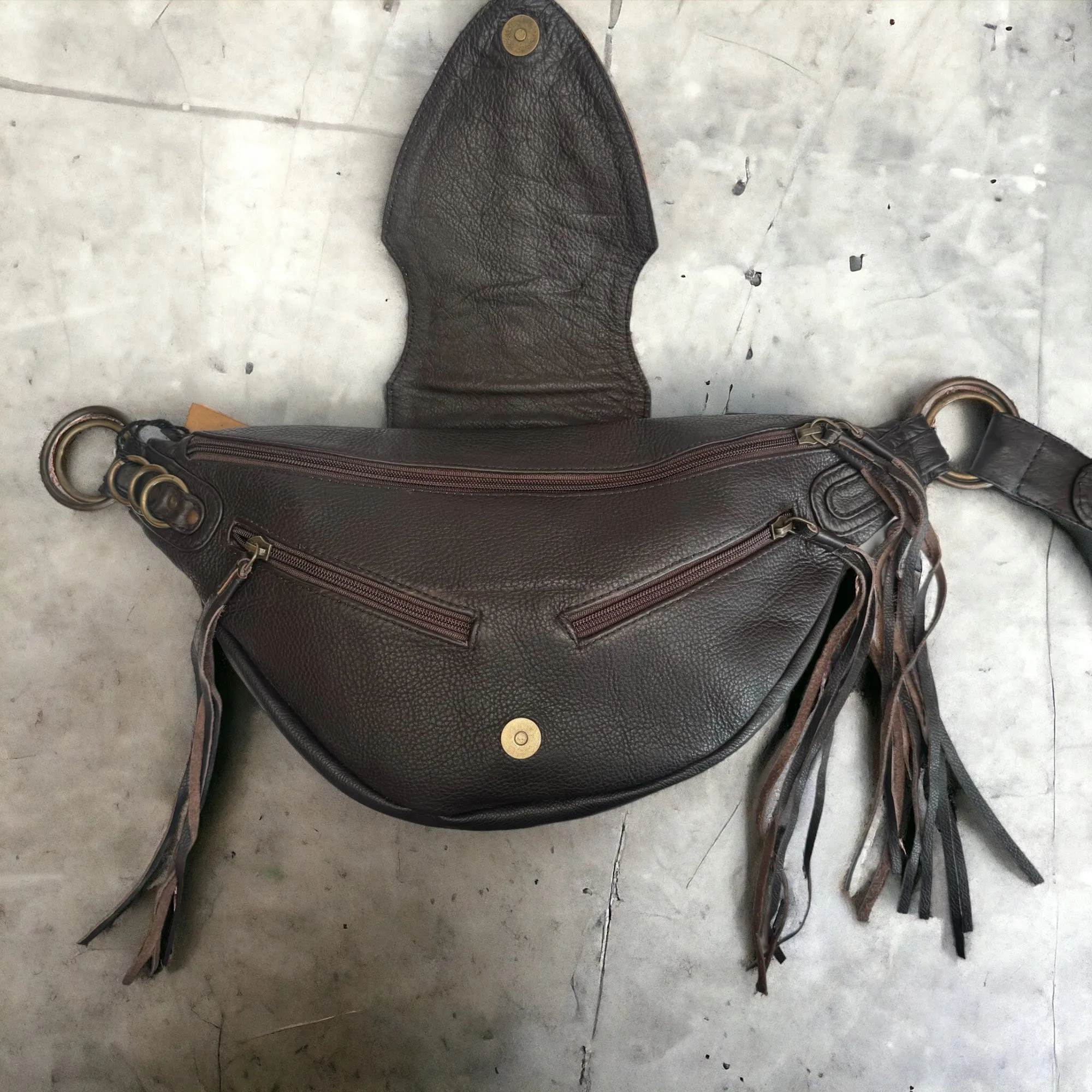 Leather Arrow Bag | Falcon Brown