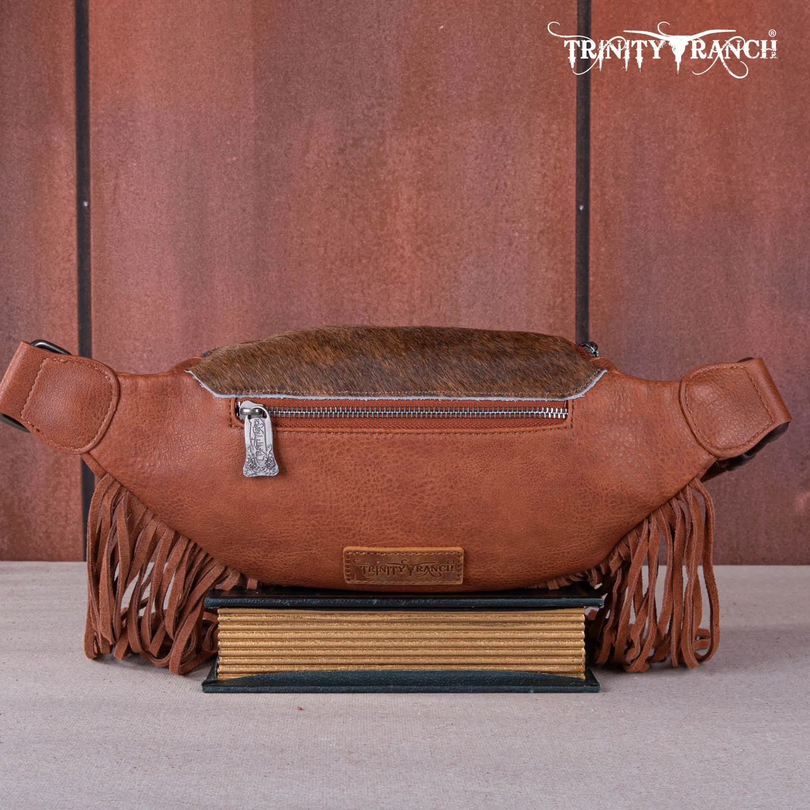 TR165-194A  Trinity Ranch Genuine Hair-On Cowhide Fringe Belt Bag