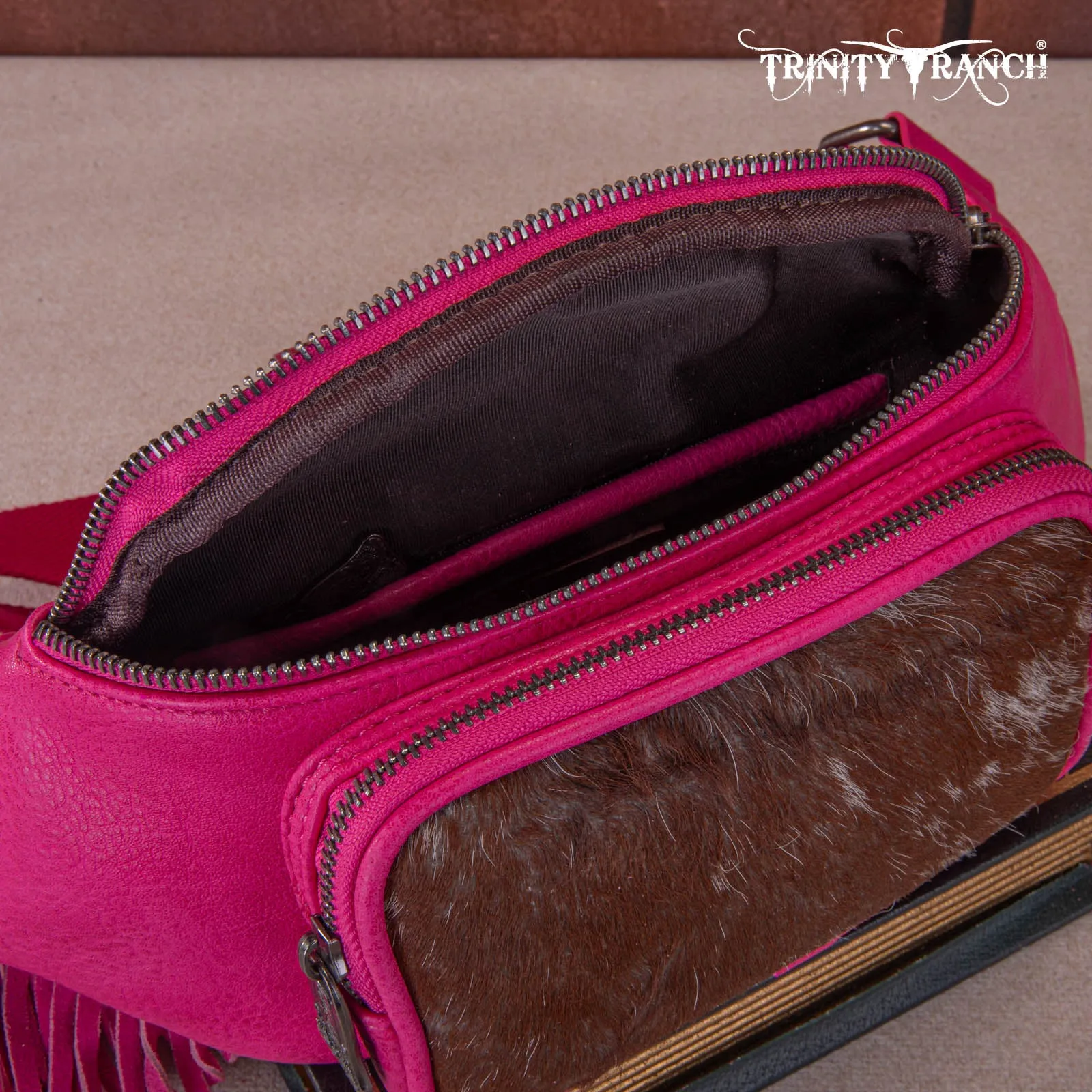 TR165-194A  Trinity Ranch Genuine Hair-On Cowhide Fringe Belt Bag