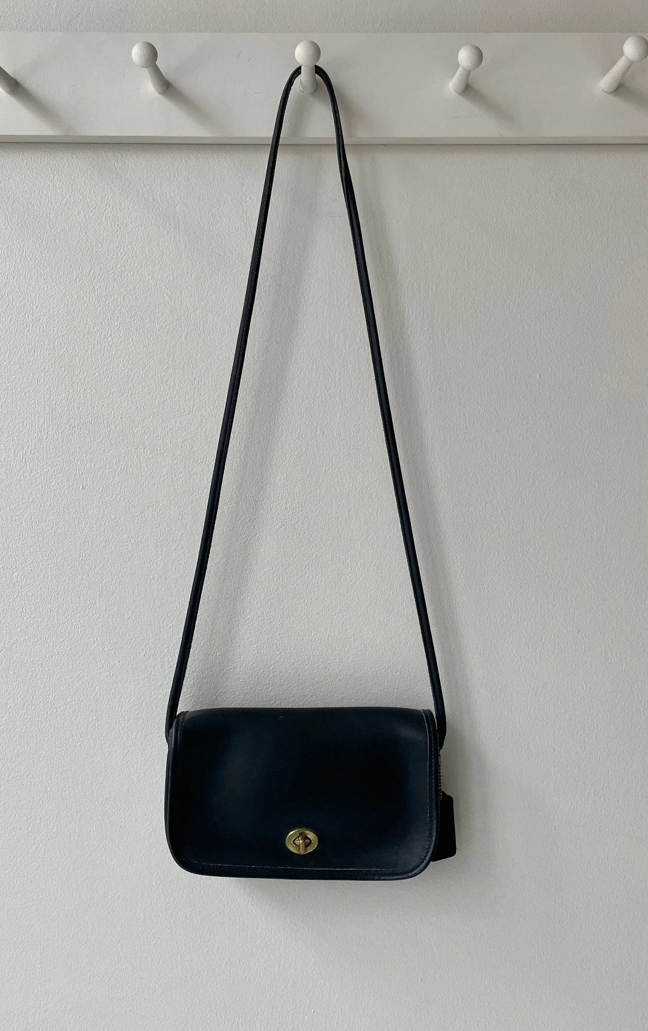 Vintage Coach Dinky Bag | 1980s